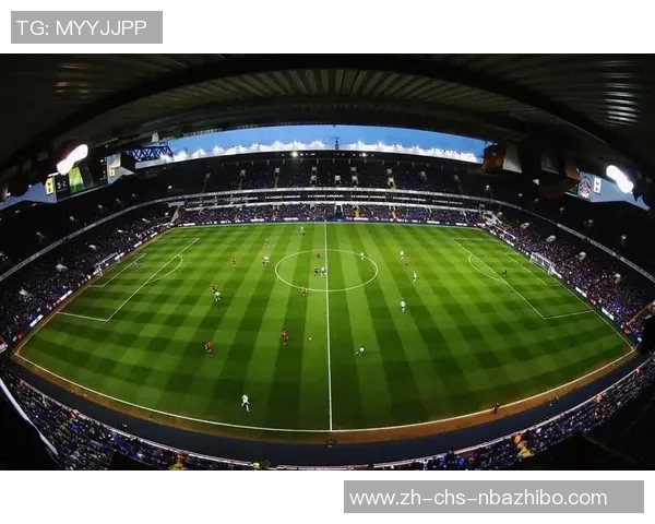 足球皇冠的魅力与荣耀探秘球迷心中的梦想与追求 足球皇冠的魅力与荣耀探秘球迷心中的梦想与追求